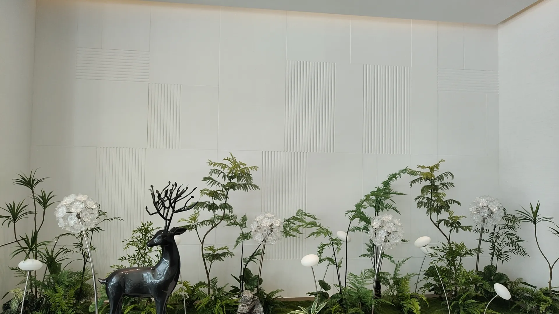 ‌The Craftsmanship of White Travertine: Shaping Nature's Elegance